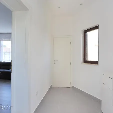 Bagaric Apartmán *